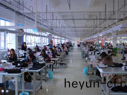 酒店製(zhi)服(fu)生(sheng)産(chan)車(che)間(jian)