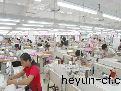 職(zhi)業裝(zhuang)生産(chan)車間(jian)